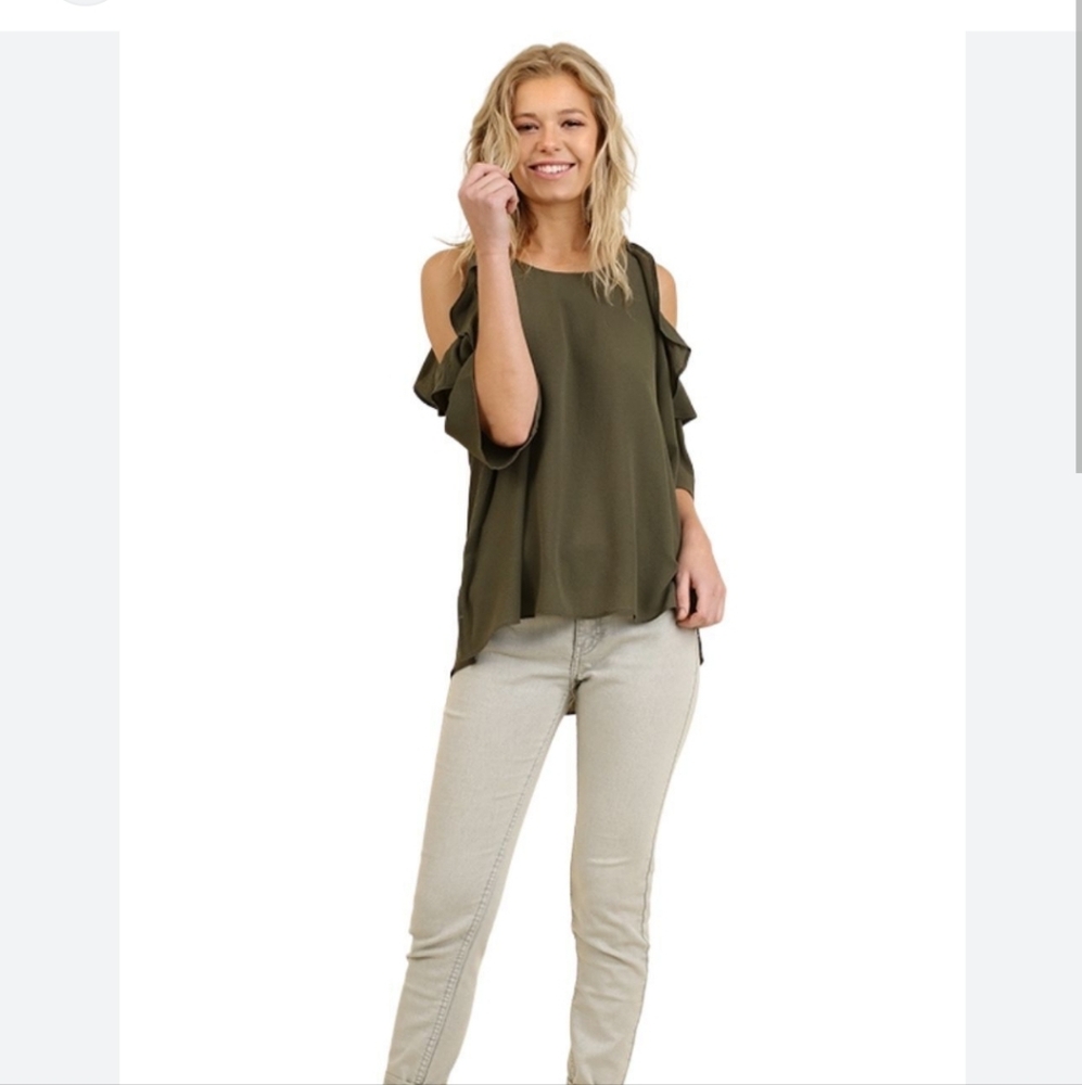 Umgee Cold Shoulder Short Sleeve Olive Green Top  Large